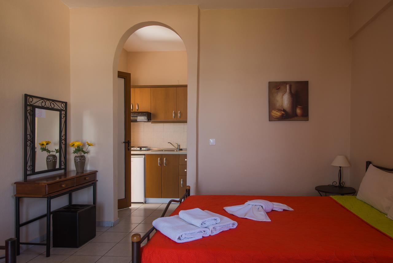 Edra Studios Vourvourou Bagian luar foto