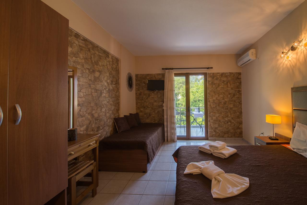 Edra Studios Vourvourou Bagian luar foto